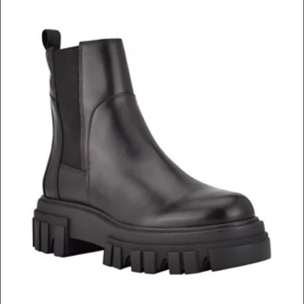 Marc Fisher LTD Meron Lug Sole Double Side Gore Booties Size 6.5